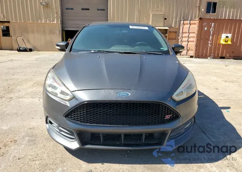 2016 Ford Focus St from USA, damaged, VIN 1FADP3L93GL209255